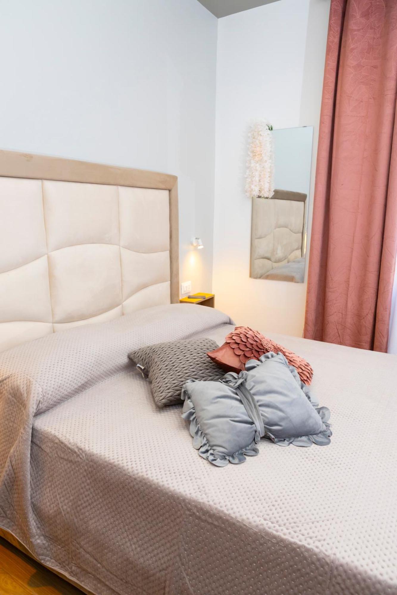 Alleria Rooms Naples Exterior photo